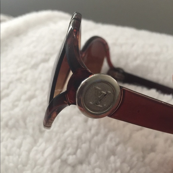 Sunglasses - Picture 2 of 2